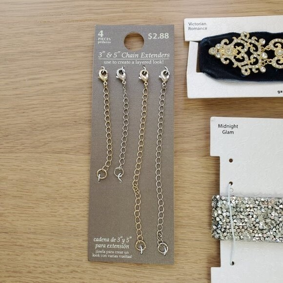 NEW Costume Jewelry Set - Picture 2 of 8